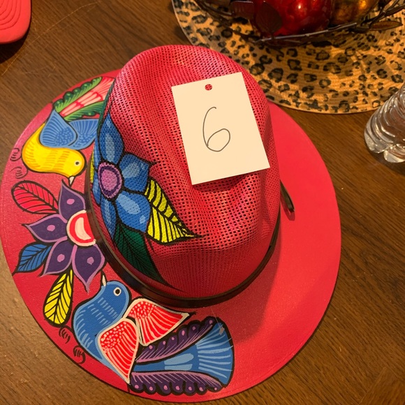 Todo Nuevo - Picture 6 of 8